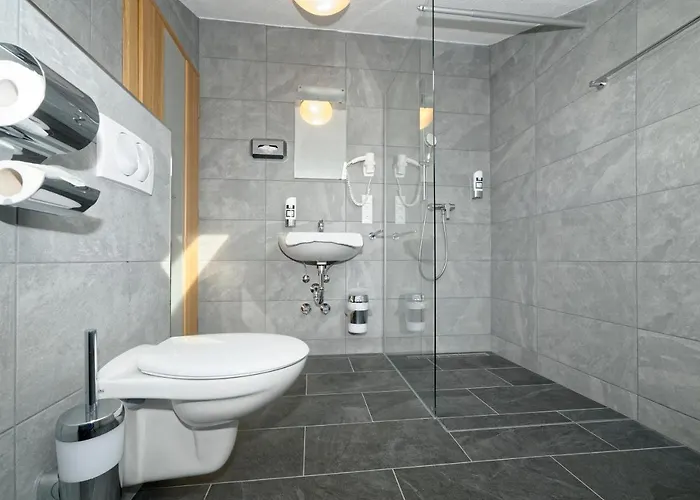 17 Seen מלון Eggstätt